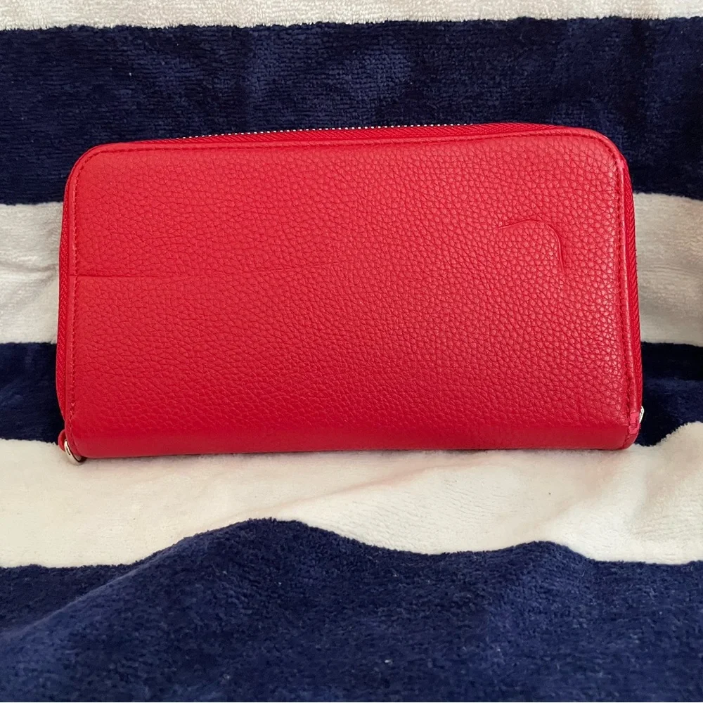Thirty-One Red Wallet - Picture 2 of 5